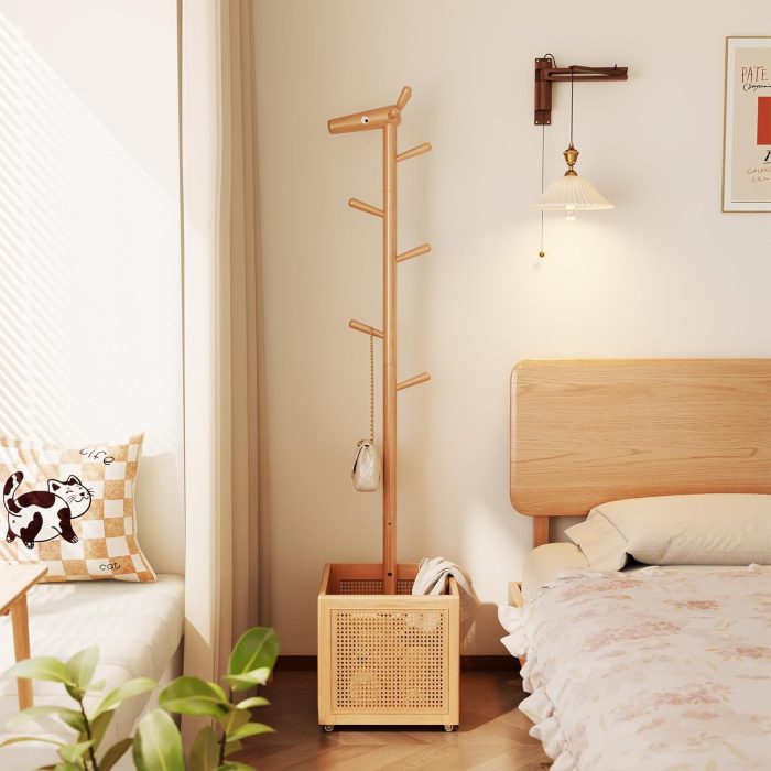 Wood Coat Rack,Coat Rack Freestanding with 5 Hooks,Coat Tree with Storage Basket for Bedroom, Entryway, Livingroom （Natural）